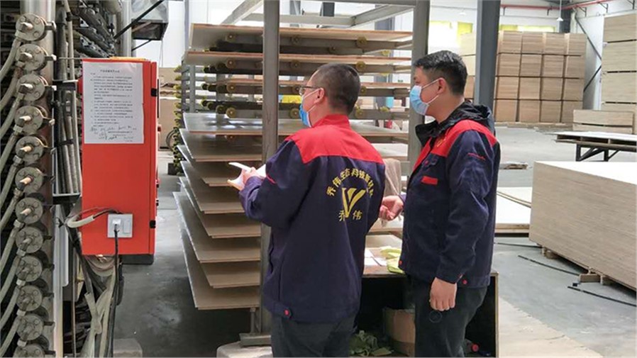 懷化市產(chǎn)商品質(zhì)量監(jiān)督檢驗(yàn)所專(zhuān)家到湖南喬偉提供技術(shù)服務(wù)